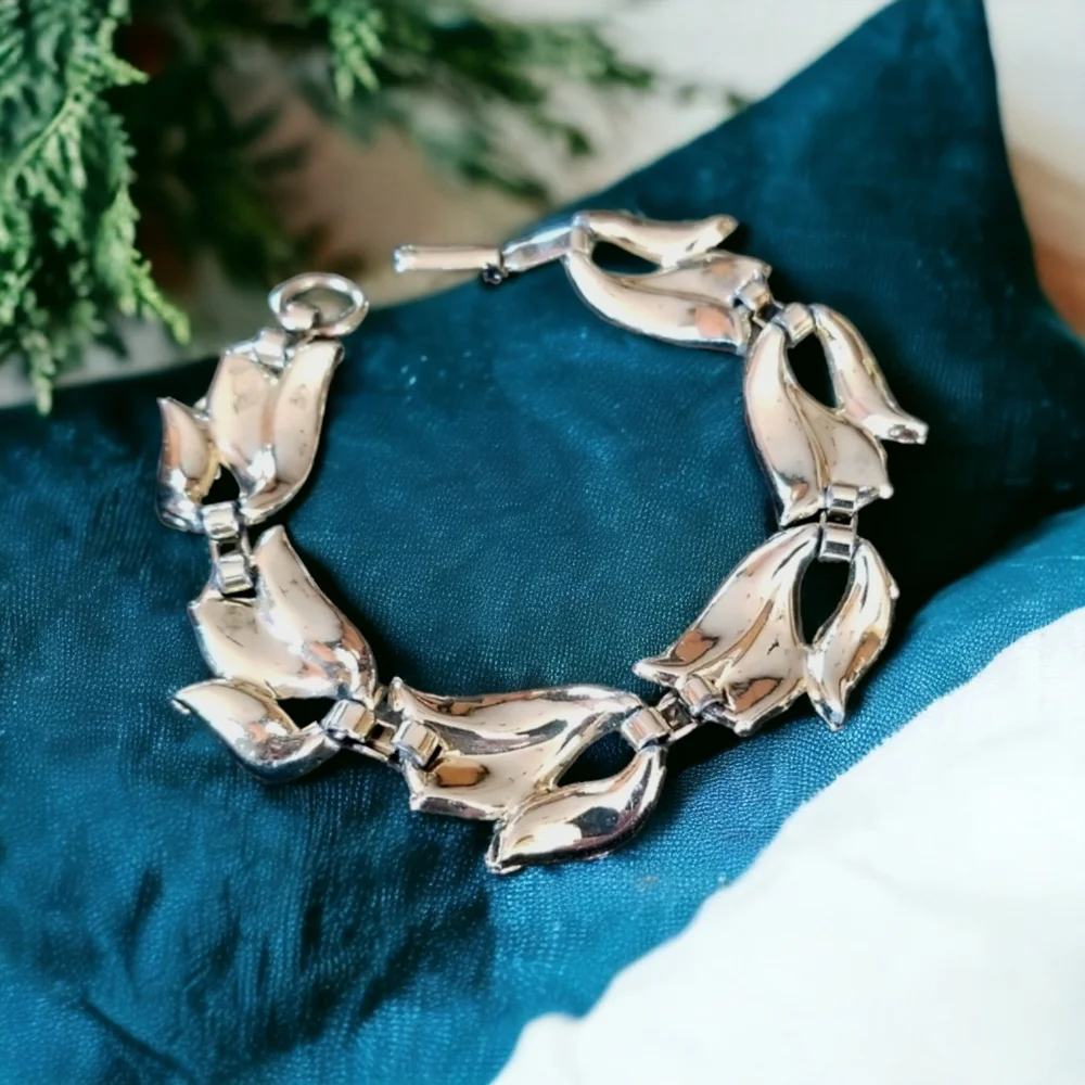 Vintage Mid Century Goldtone Link Metal Bracelet